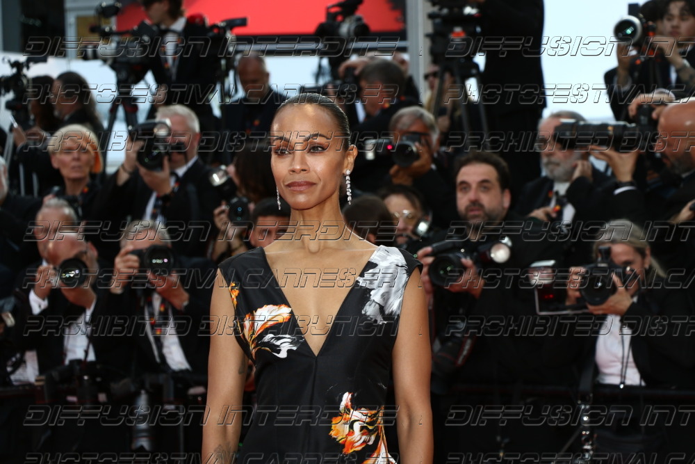 261-2319-593_Zoe-Saldana