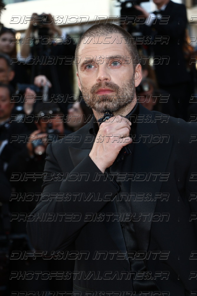 261-2319-630_Sebastian-Stan