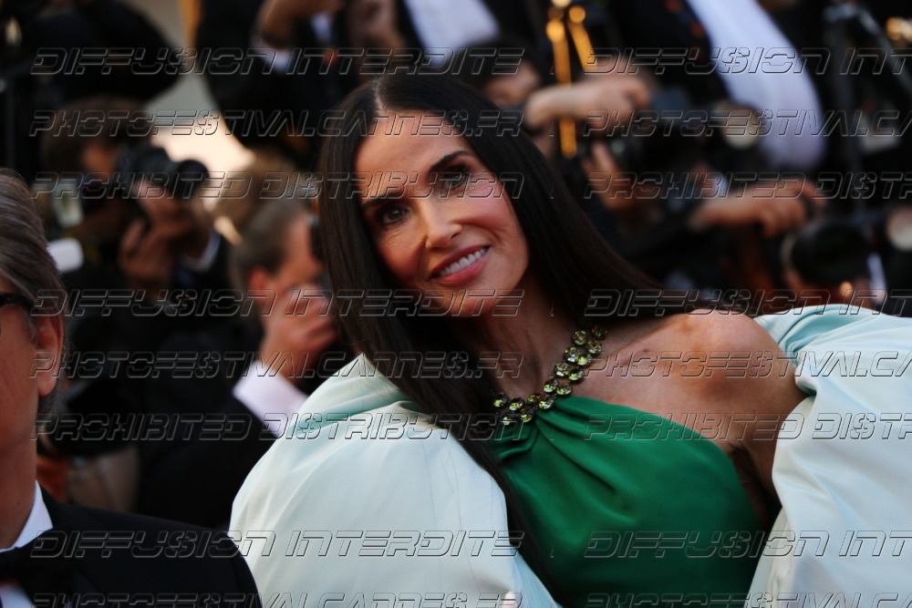261-2319-678_Demi-moore_Demi-Moore