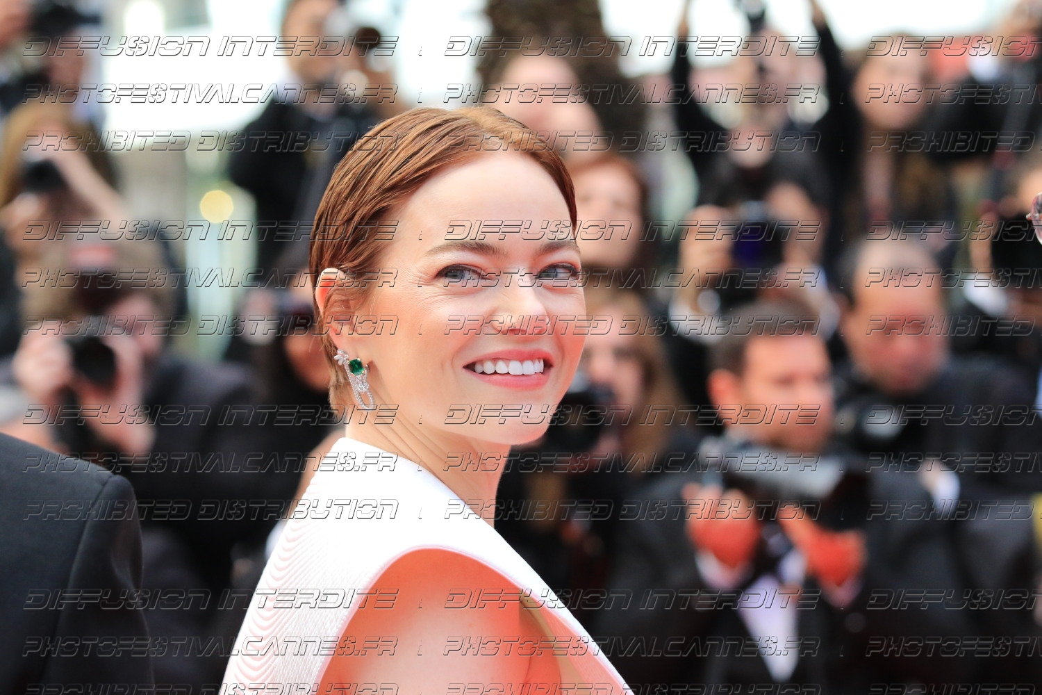 251_1618_711_Emma-Stone