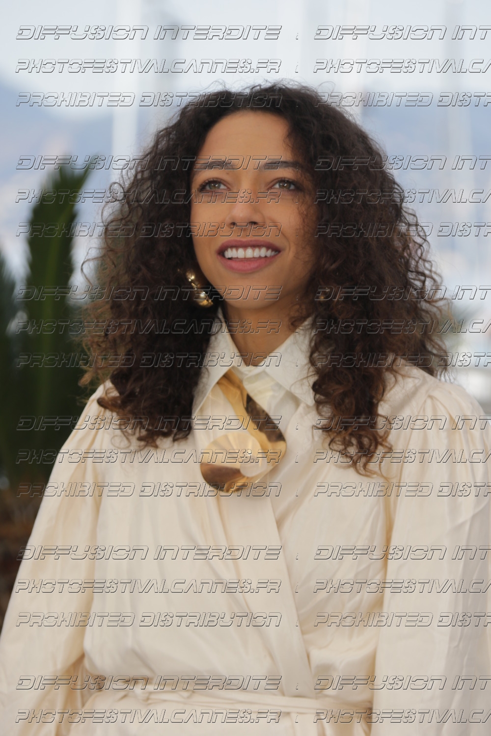 252-191-56_ALICE-CARVALHO