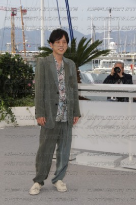 252-193-30_KAZUNARI-NINOMIYA