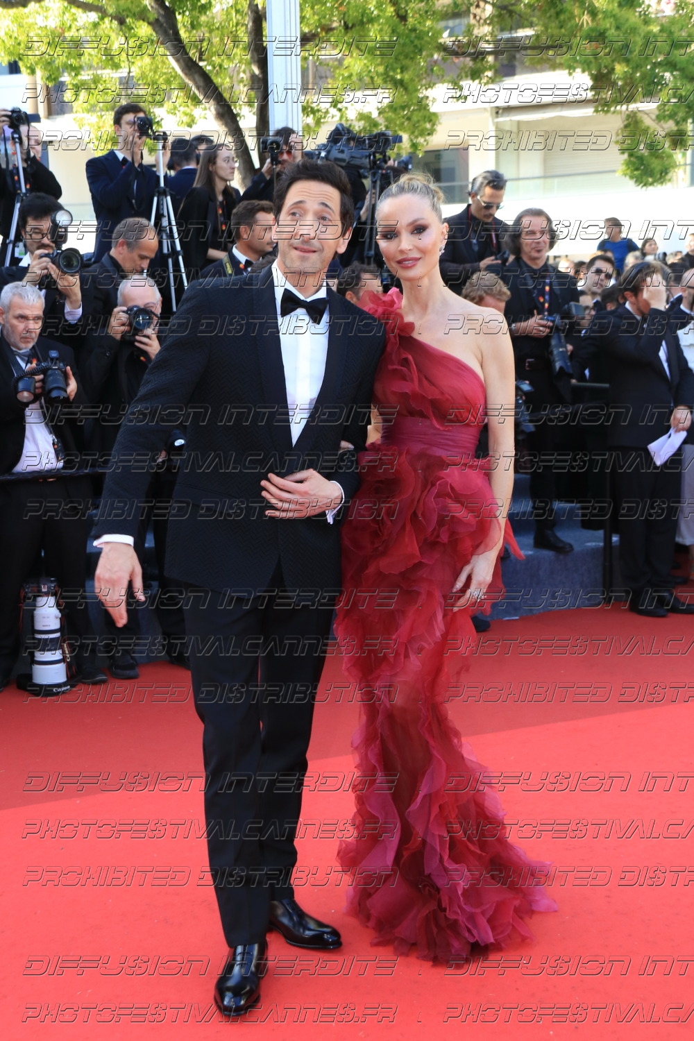 251-2019-247_-Adrien-Brody-Georgina-Chapman