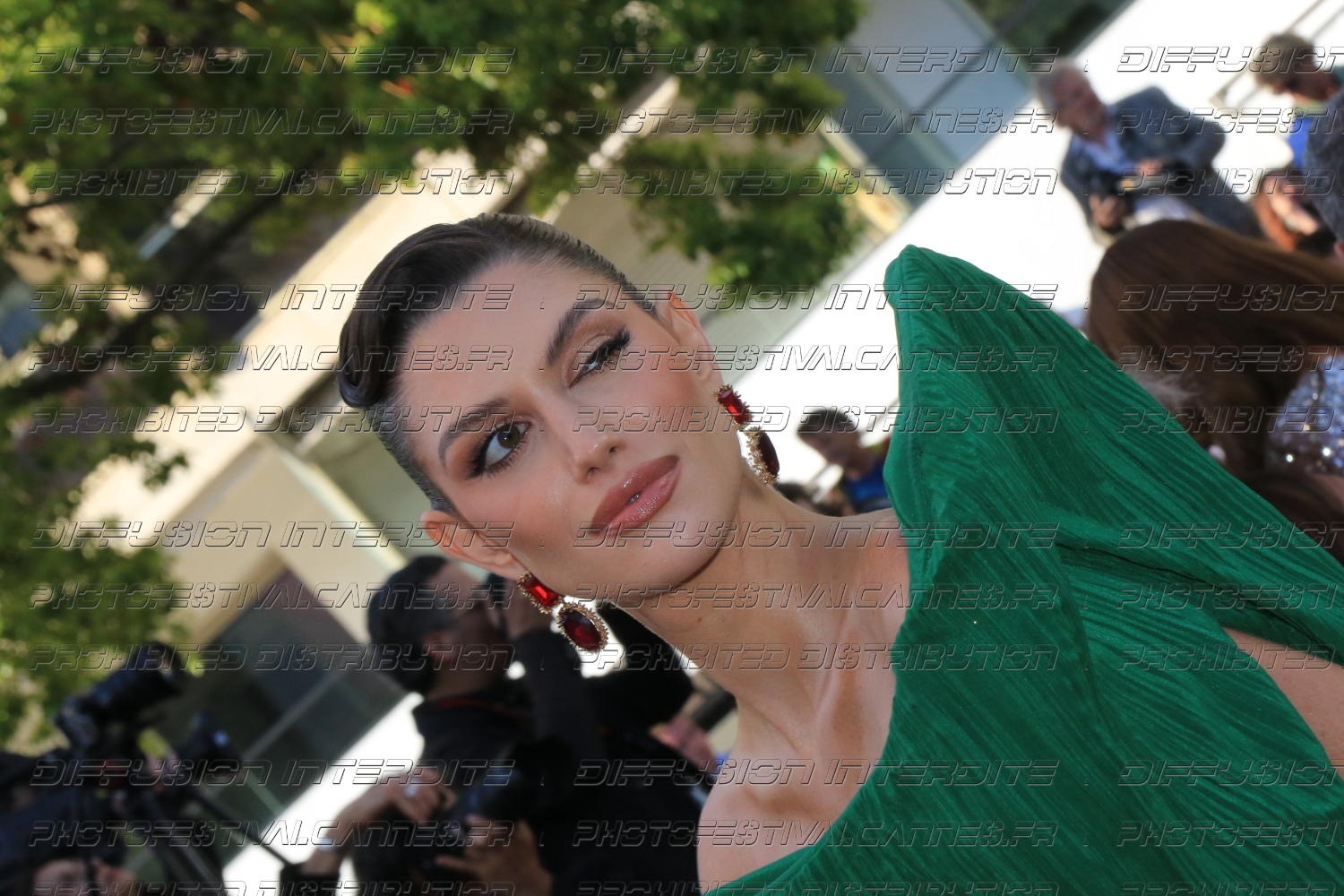 251-2019-329_-Isabella-Menin