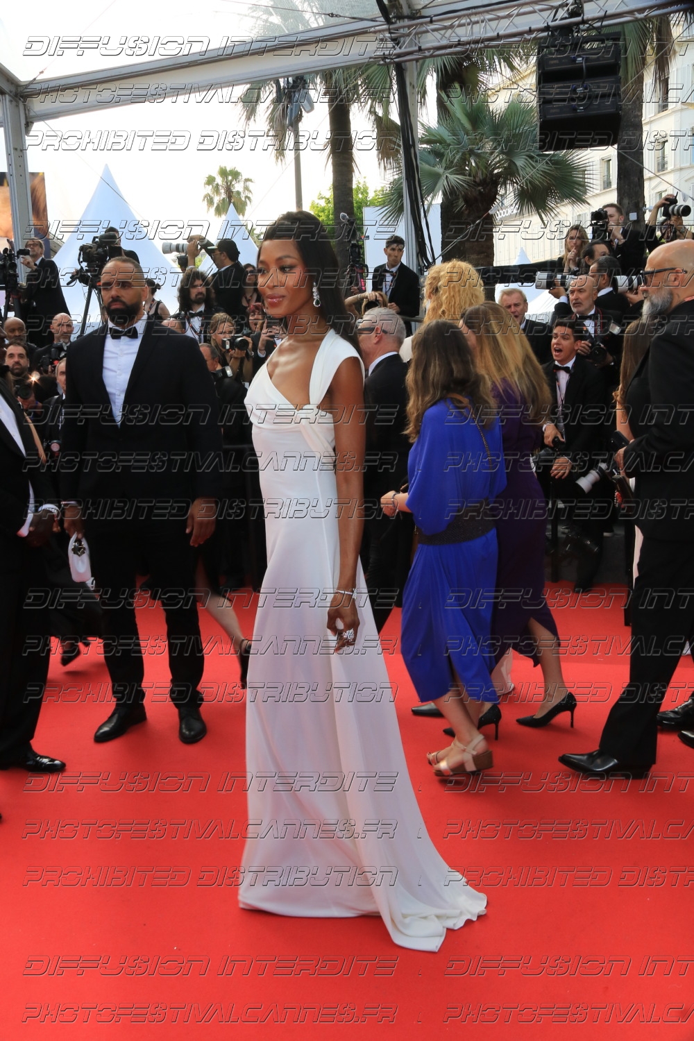 251-2119_574_Naomi-Campbell