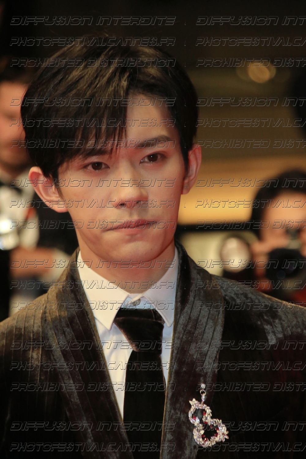 251-2222-424_-Jackson-Yee