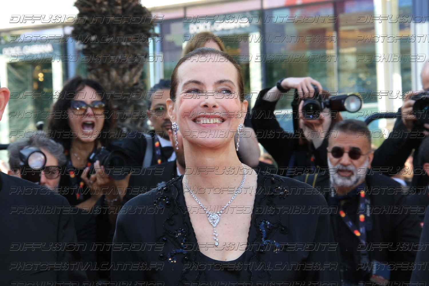 251-2318-208_Carole-Bouquet