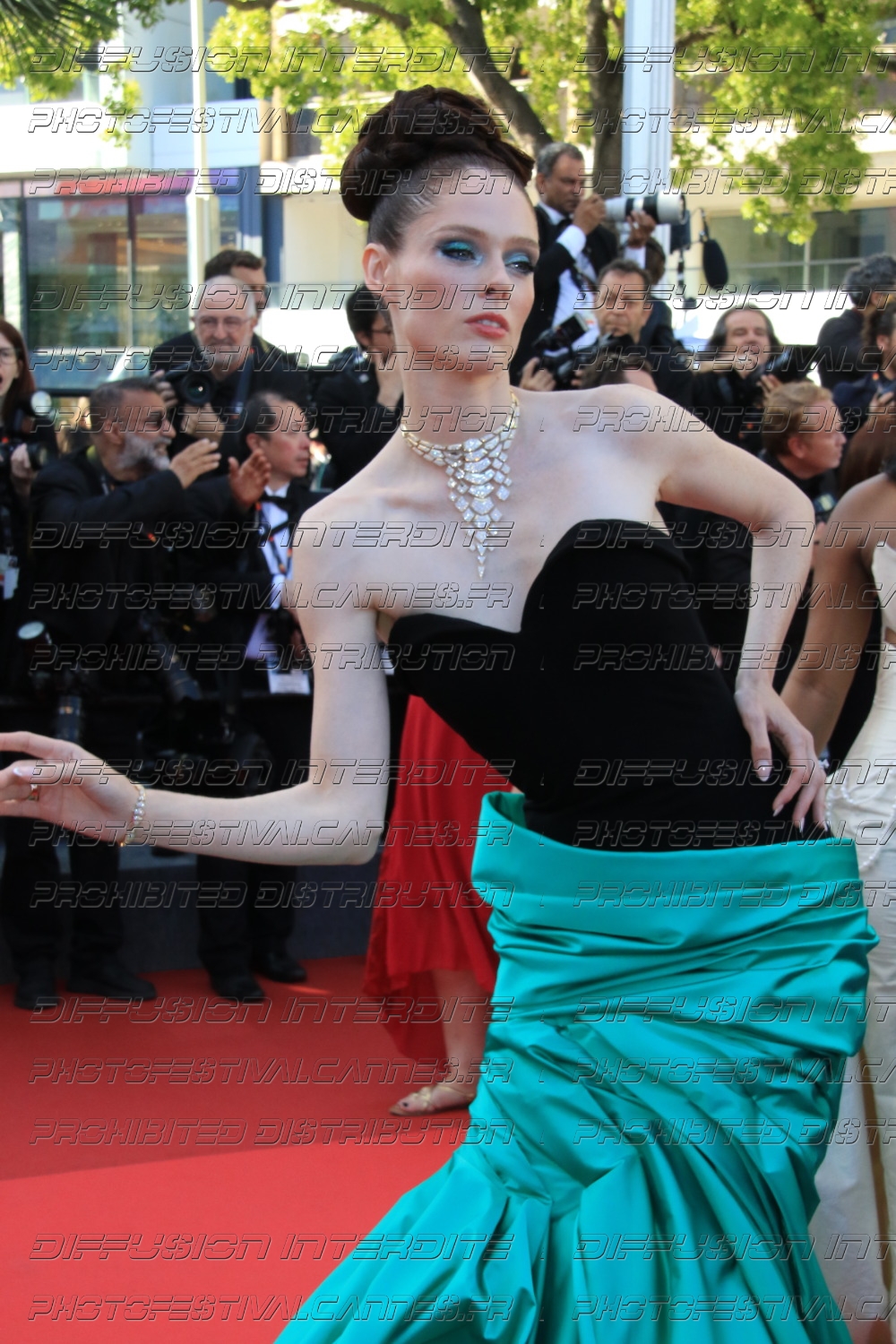 251-2318-234_Coco-Rocha