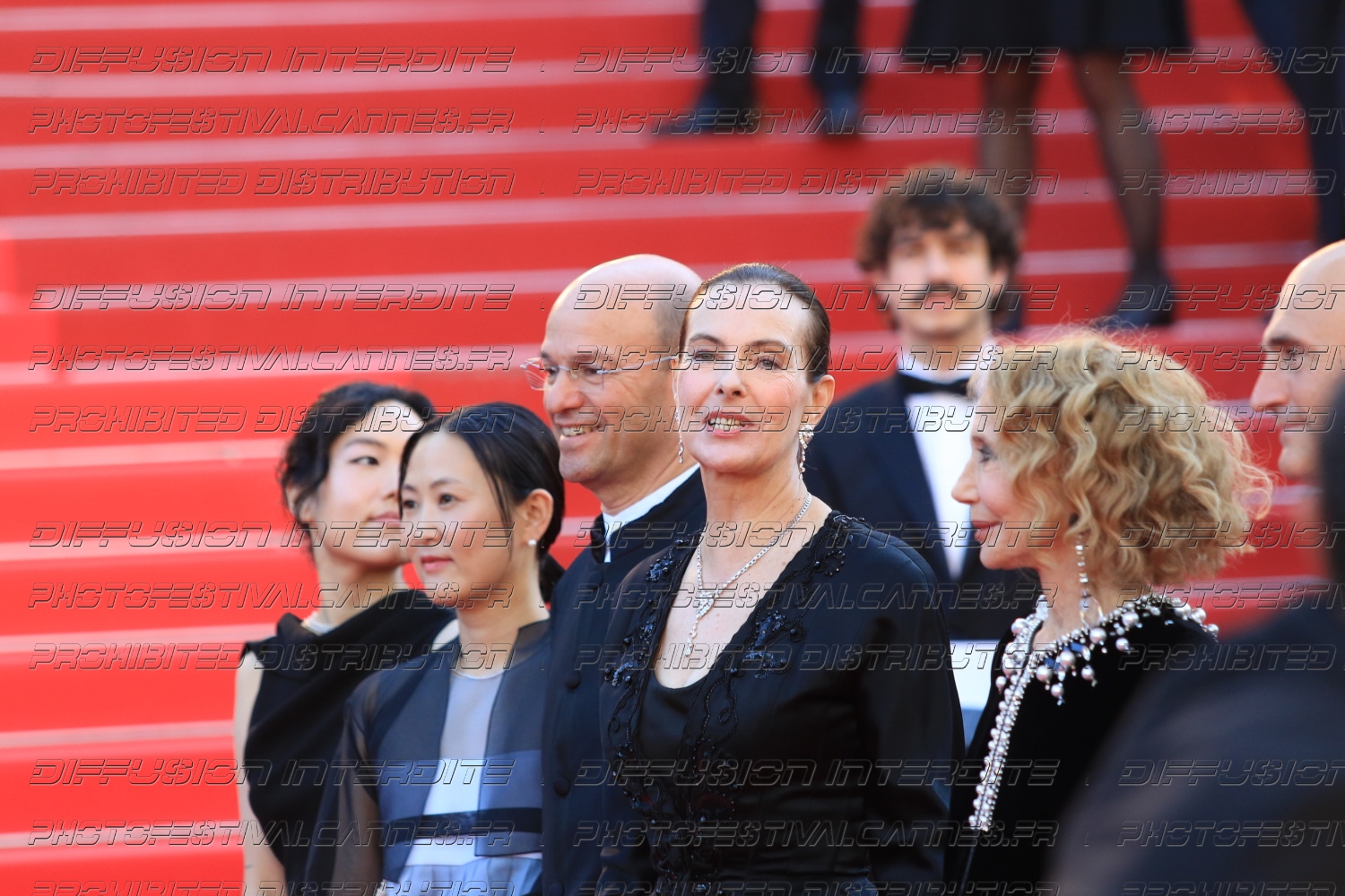 251-2318-550_Carole-Bouquet