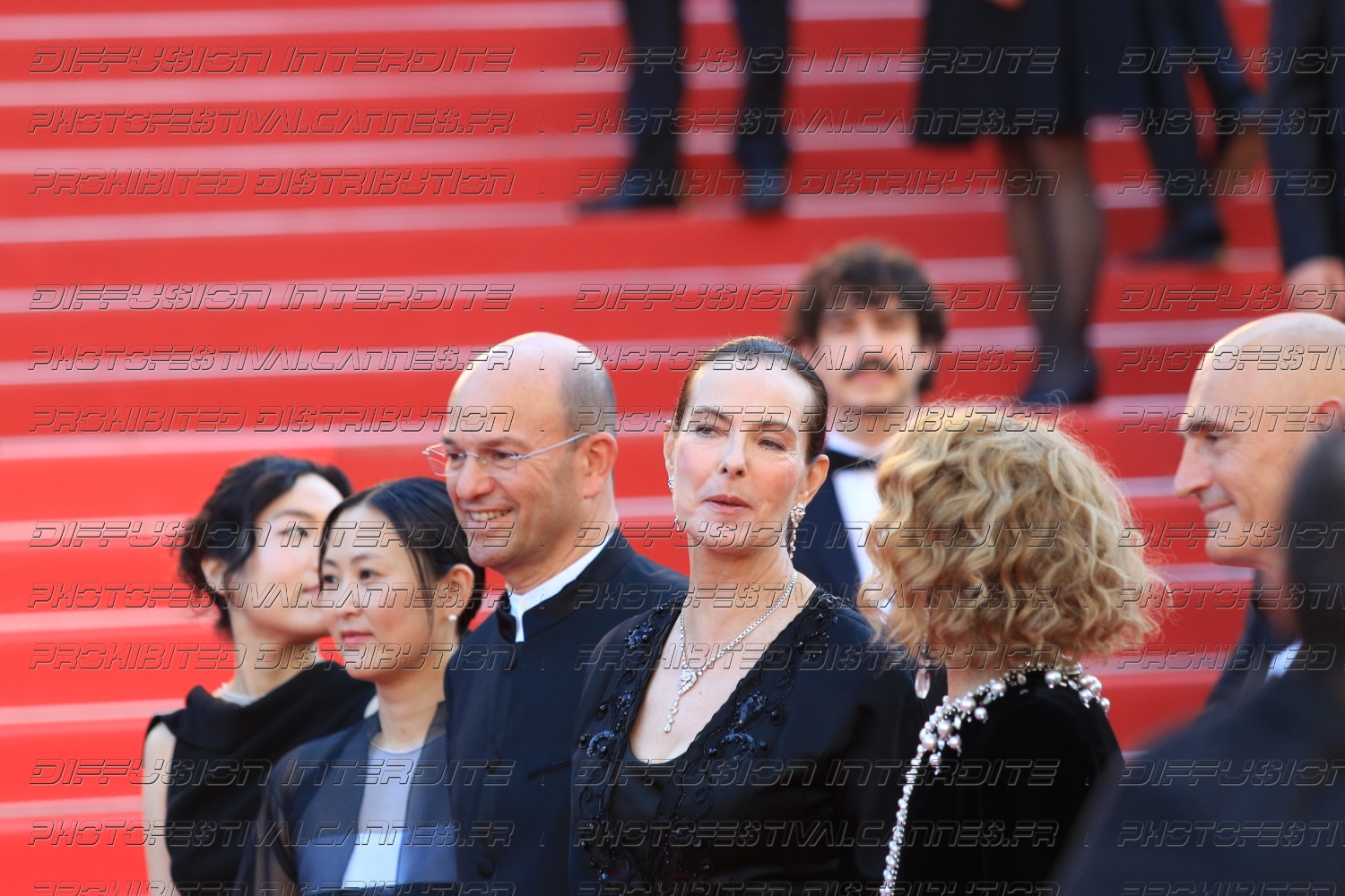 251-2318-553_Carole-Bouquet