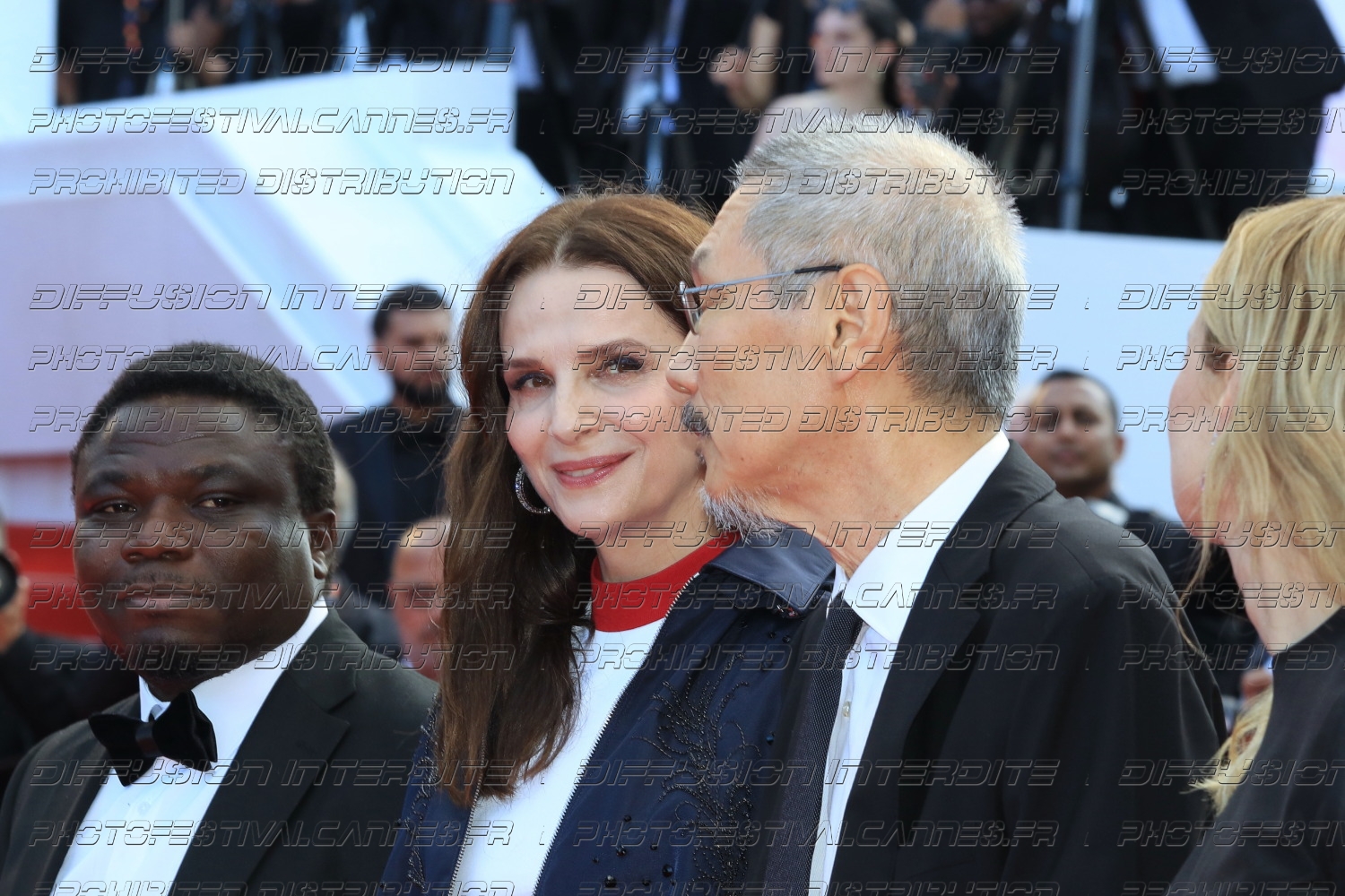 251-2418-470_-Juliette-Binoche