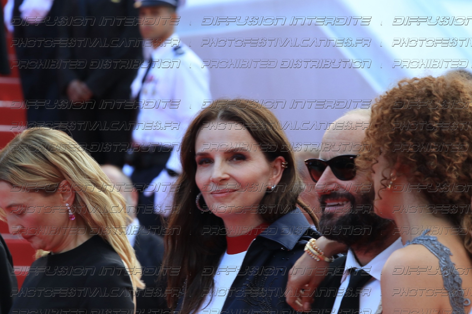 251-2418-487_-Juliette-Binoche