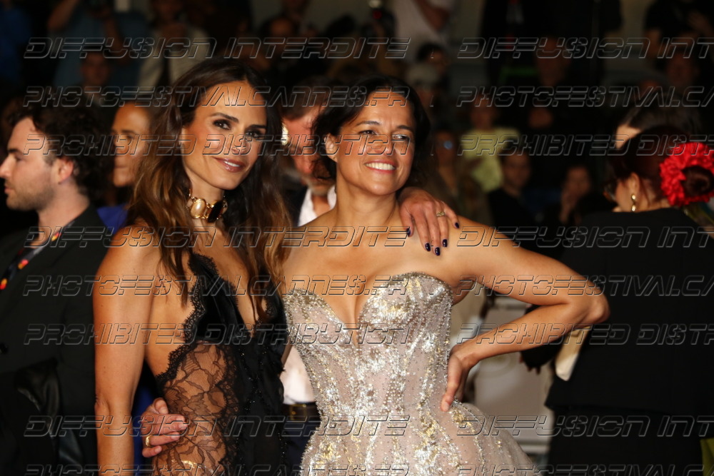 261-1323-234_Jordana-Brewster-Michelle-Rodriguez