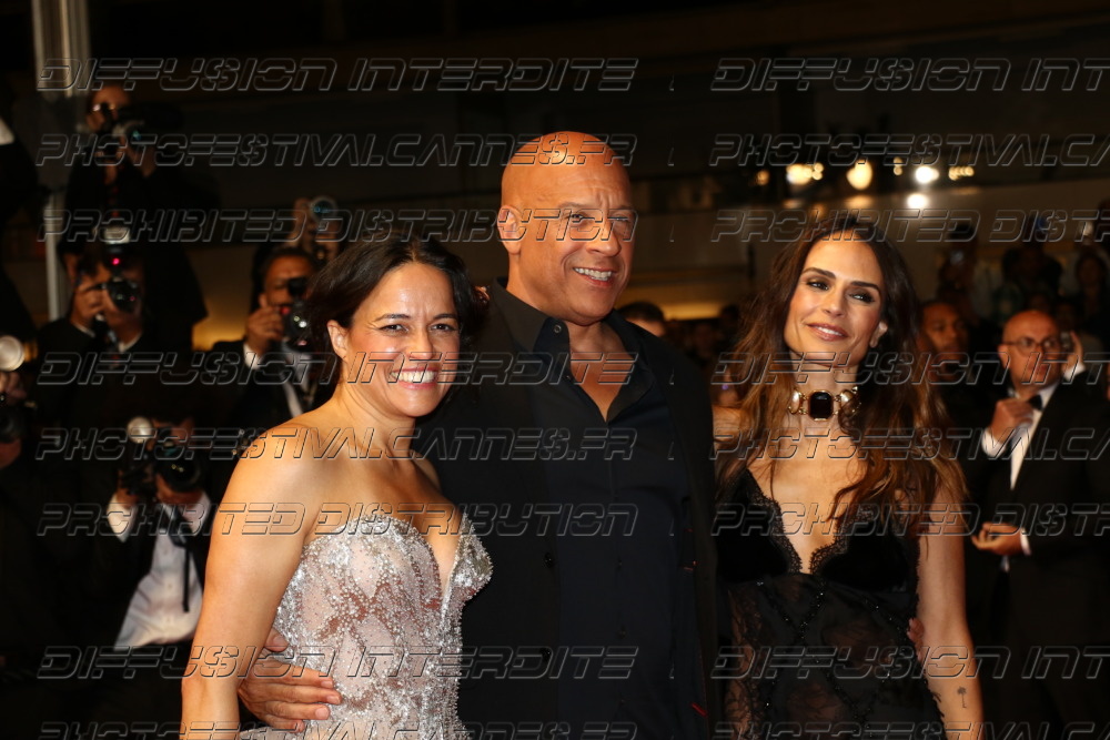 261-1323-259_-Michelle-RodriguezVin-Diesel-Jordana-Brewster