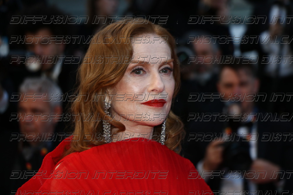 261-1420-443_Isabelle-Huppert