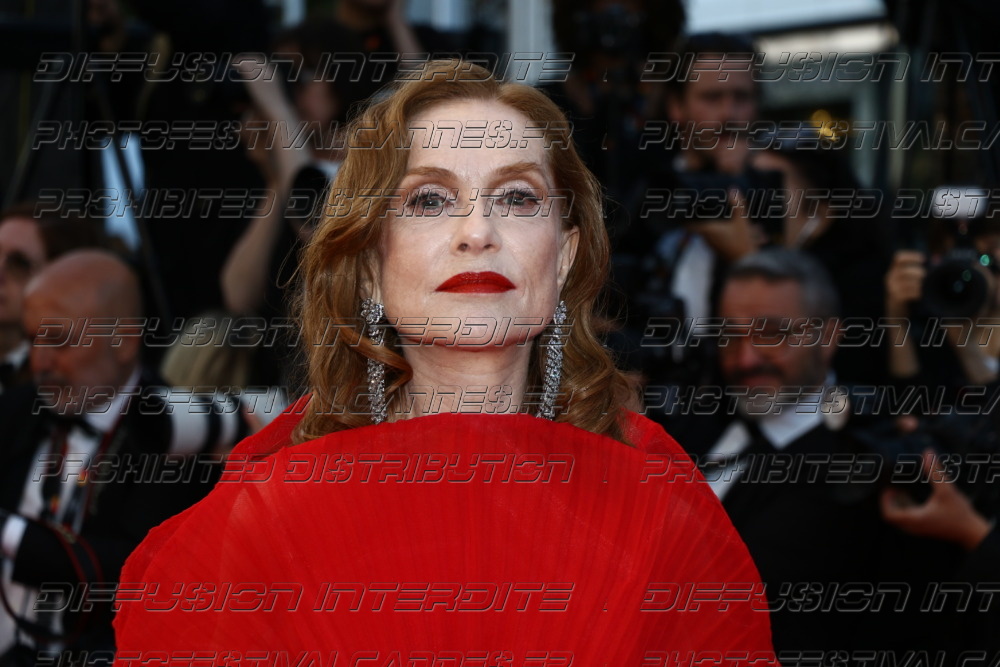 261-1420-451_Isabelle-Huppert