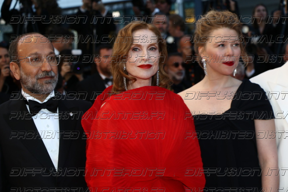 261-1420-480_-Isabelle-Huppert