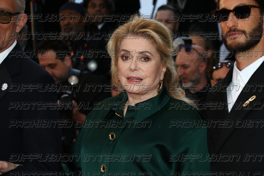 261-1420-521_Catherine-Deneuve