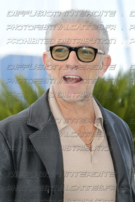 26-15-122_VINCENT-CASSEL