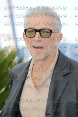 26-15-123_VINCENT-CASSEL