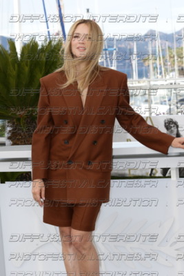 26-15-151_VIRGINIE-EFIRA