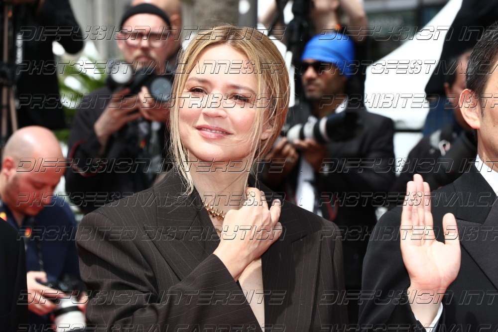 261-1514-164_Virginie-Efira