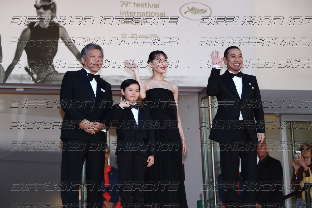 261-1615-136_-Hirokazu-Kore-eda-Haruka-Ayase