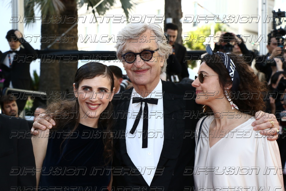 261-1618-423_-Katharina-Rivilis-Wim-Wenders