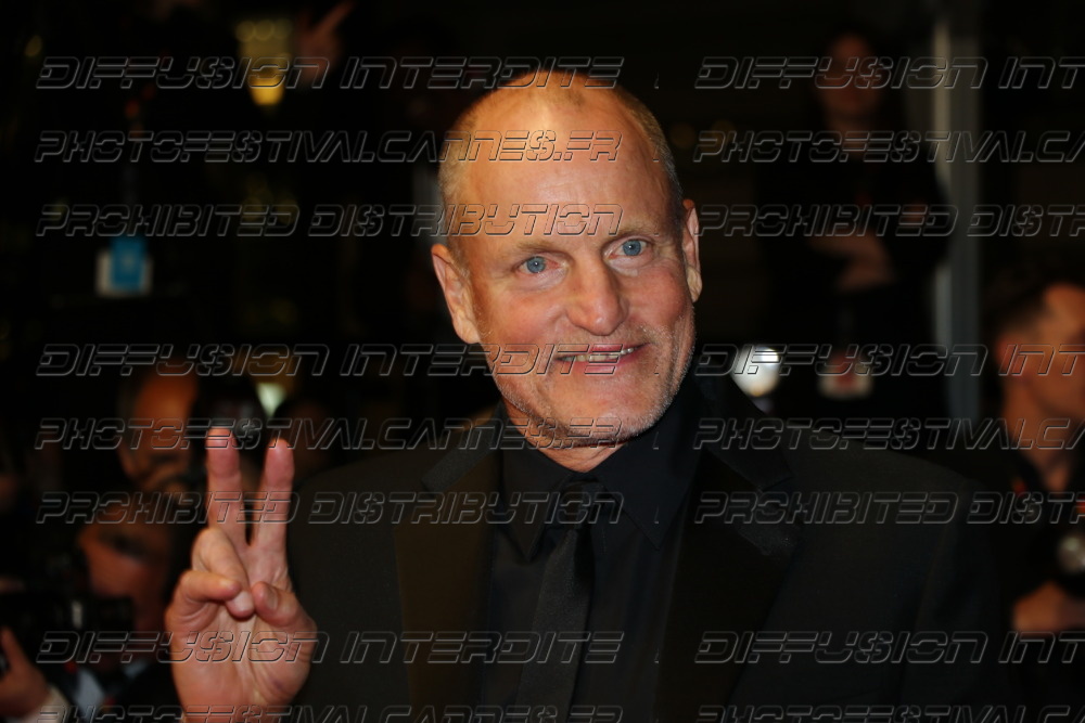 261-1624-245_Woody-Harrelson