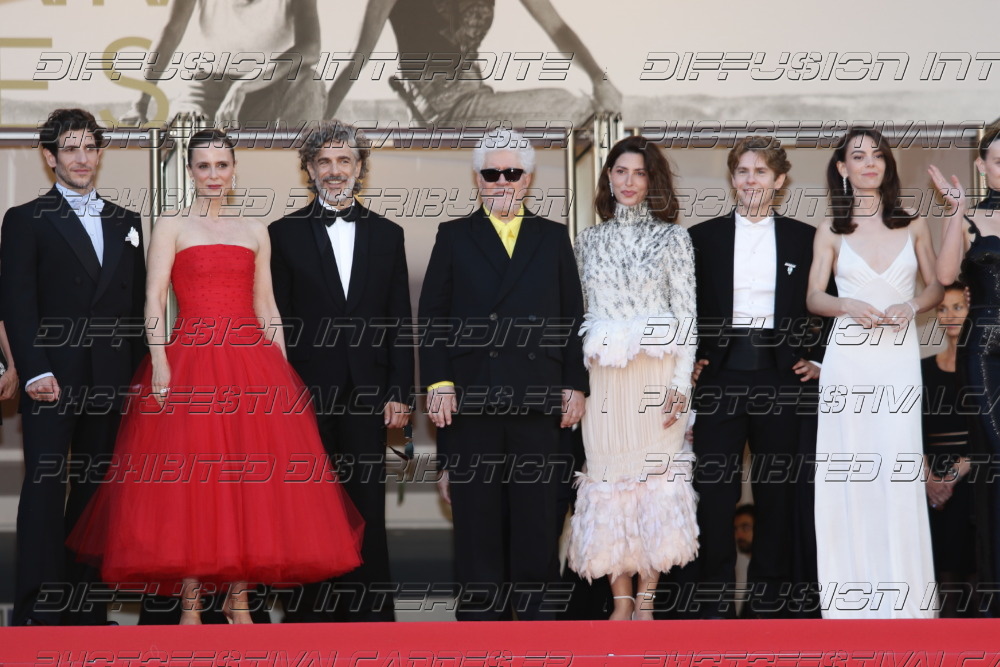 261-1919-538_-eonardo-Sbaraglia-Pedro-Almodovar-Barbara-Lennie-Patrick-Criado-Victoria-Luengo