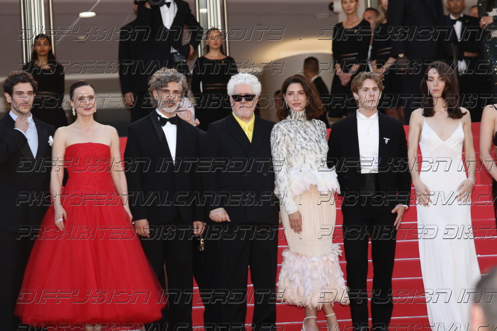 261-1919-544_-eonardo-Sbaraglia-Pedro-Almodovar-Barbara-Lennie-Patrick-Criado-Victoria-Luengo
