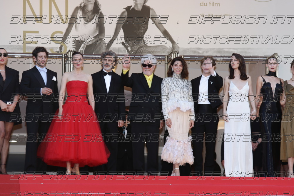 261-1919-555_-eonardo-Sbaraglia-Pedro-Almodovar-Barbara-Lennie-Patrick-Criado-Victoria-Luengo