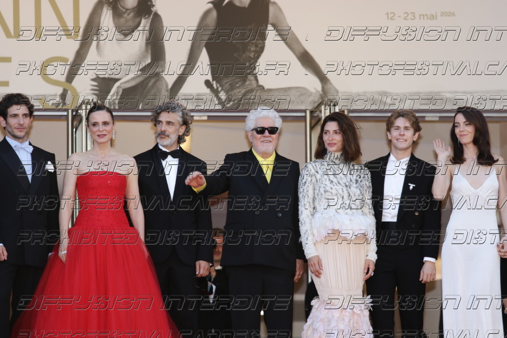 261-1919-559_-eonardo-Sbaraglia-Pedro-Almodovar-Barbara-Lennie-Patrick-Criado-Victoria-Luengo