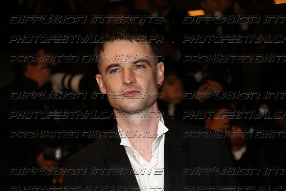 261-2022-299_Tom-Sturridge