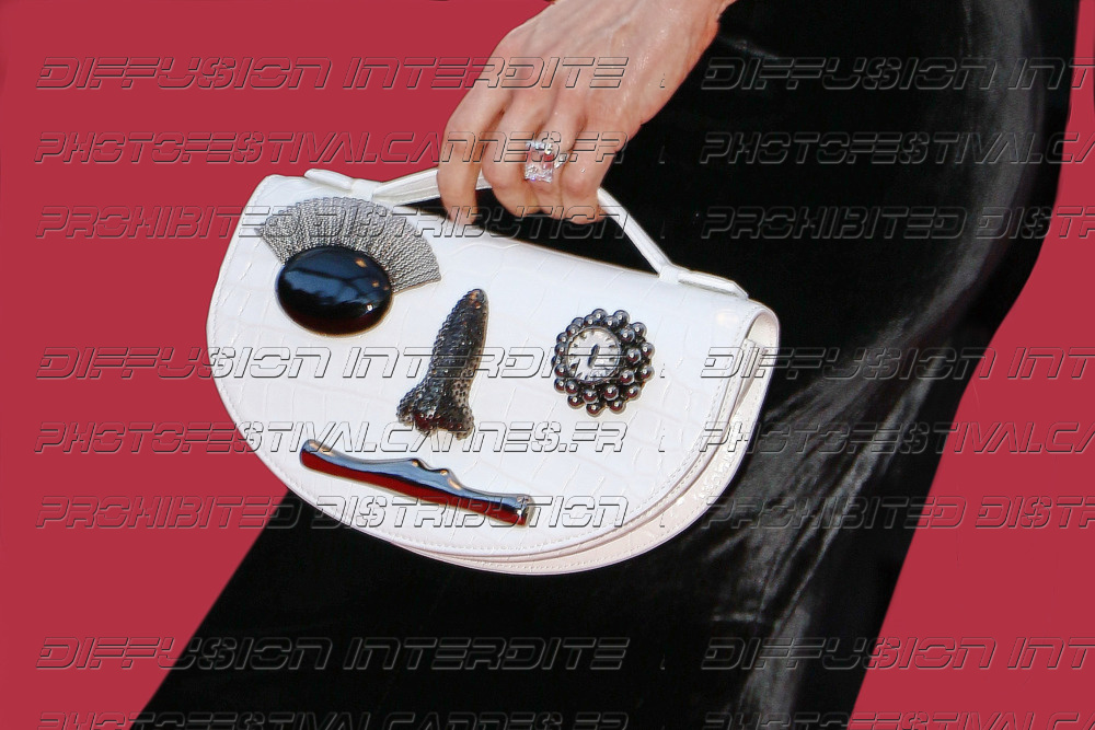 0Clin-d-oeil-261-1919-459_1