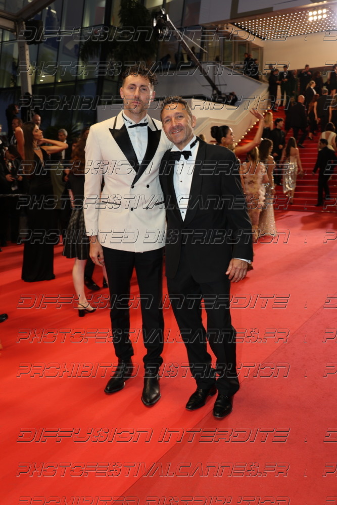 262-2122-082