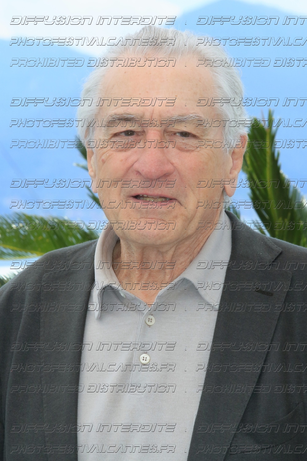 25_13_49_-Robert-De-Niro