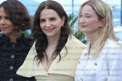 25_13_34_-Juliette-Binoche-Alba-Rohrwacher
