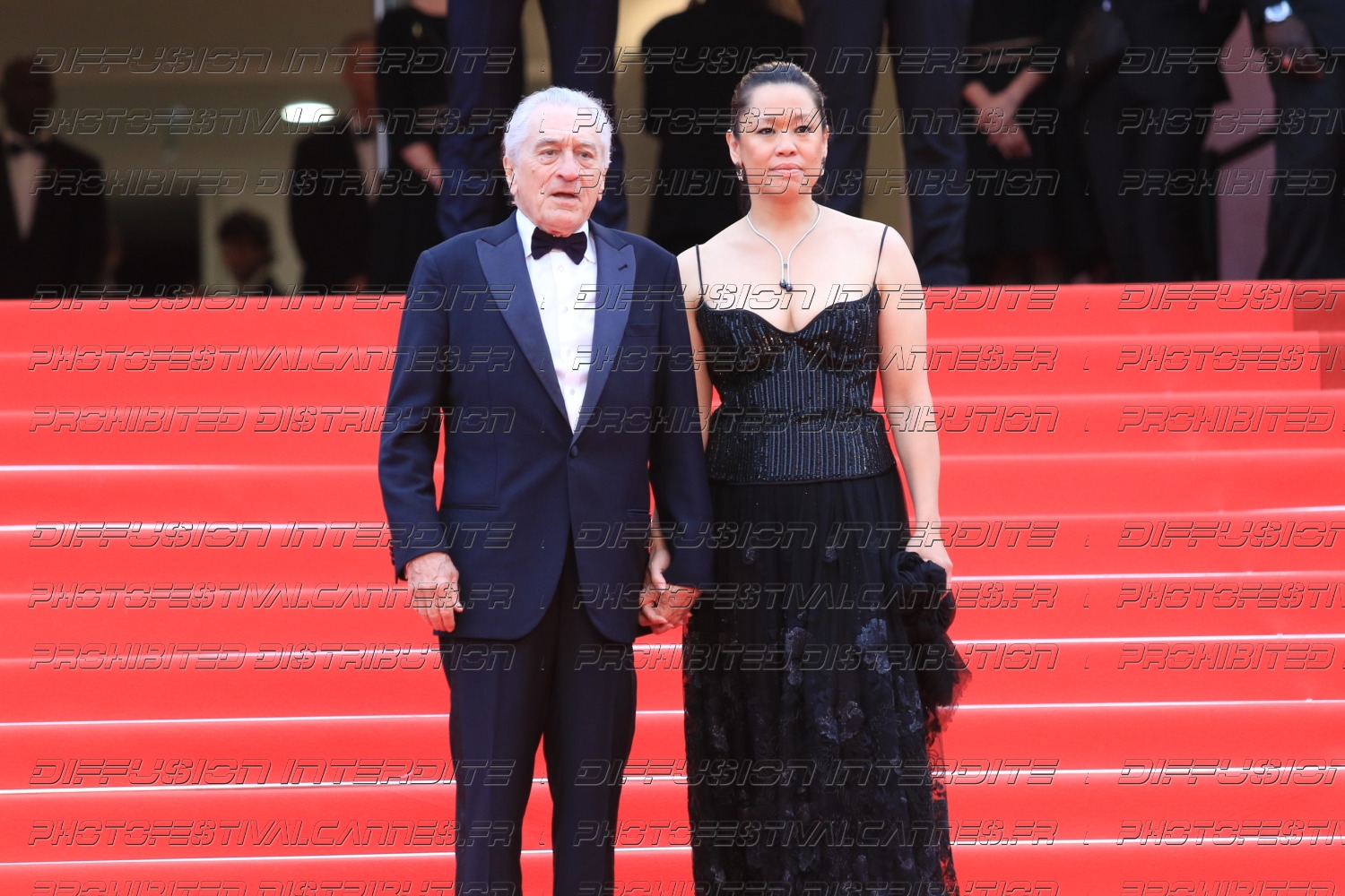 251_1915_485_-Robert-De-Niro-Tiffany-Chen