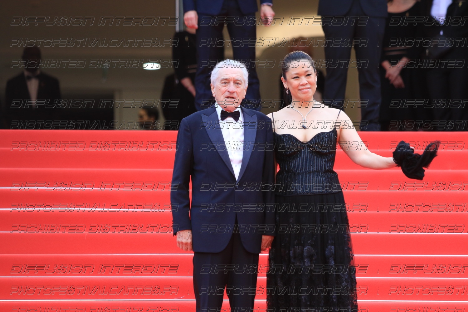 251_1915_490_-Robert-De-Niro-Tiffany-Chen