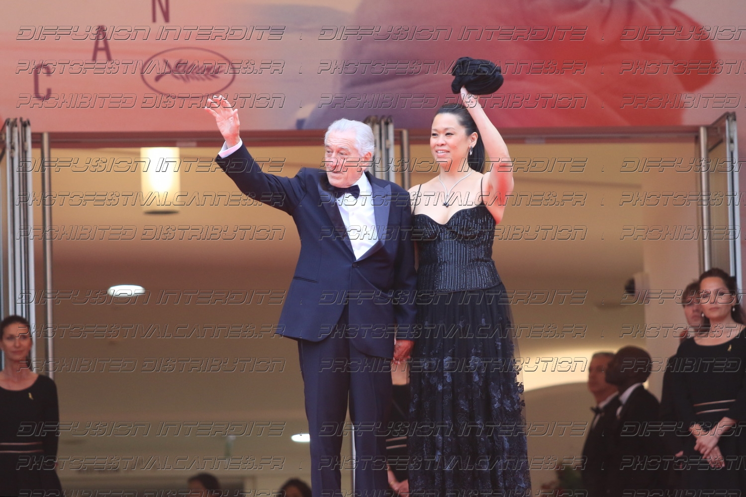 251_1915_506_-Robert-De-Niro-Tiffany-Chen